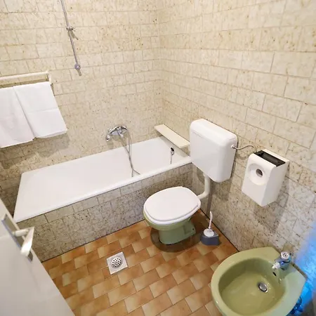 Three Bedroom Apartment Tesla Maraska Zadar Exterior photo