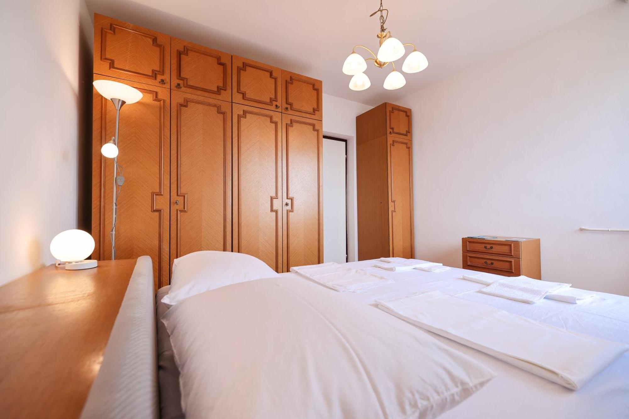 Three Bedroom Tesla Maraska Apartment